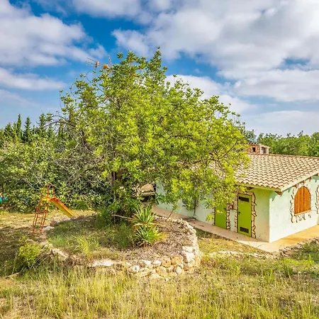 Holiday home Awesome In With Wifi
