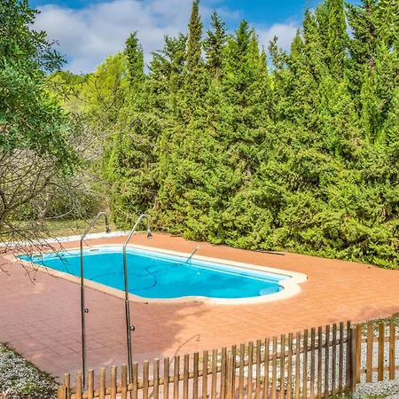 Holiday home Awesome In With Wifi Ardenya